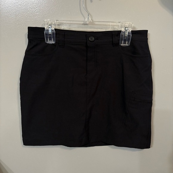 Eddie Bauer Pants - Eddie Bauer Navy Blue Quick Dry Adventurer Outdoor Utility Skort‎ (Women's 8)